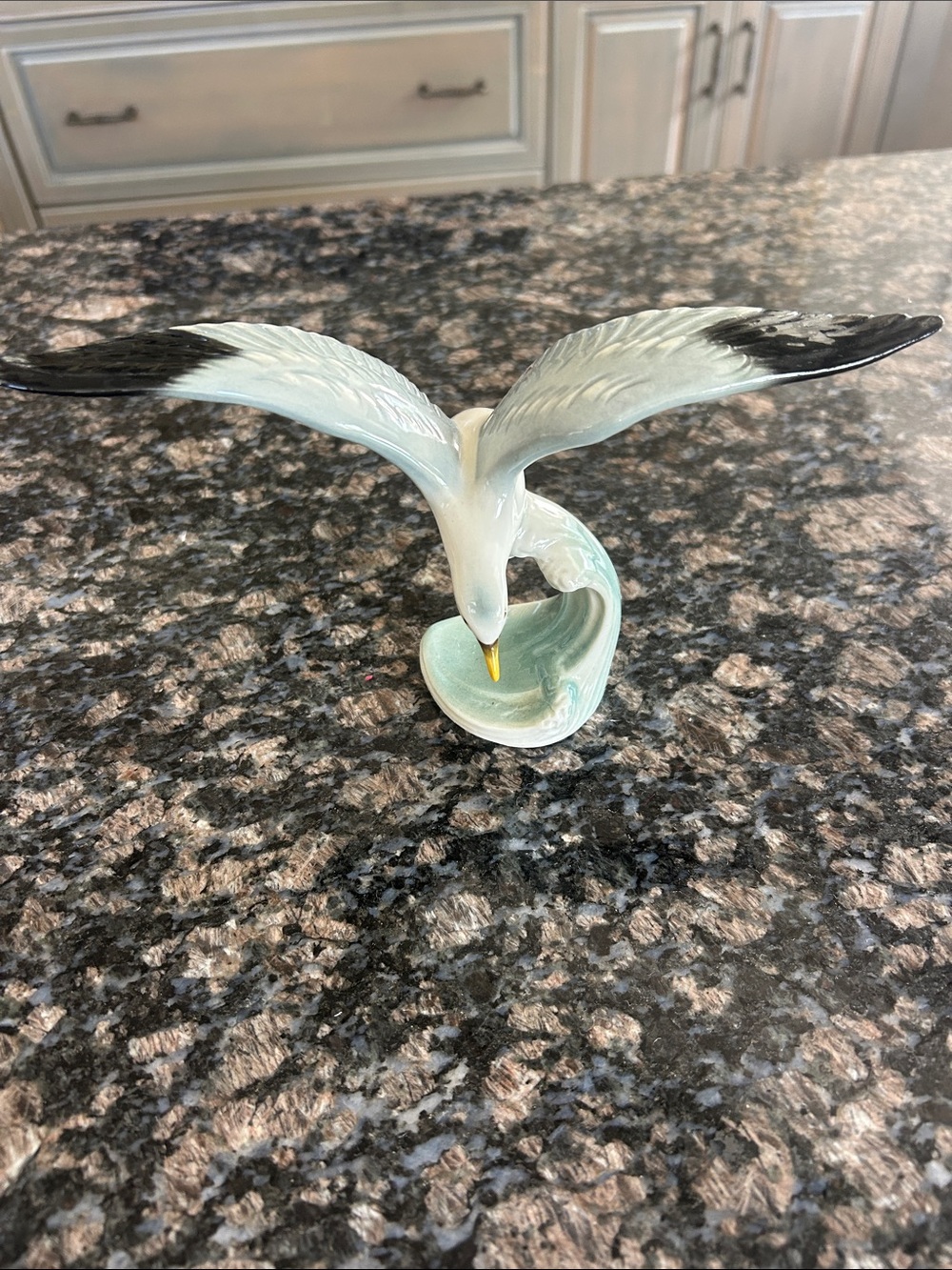 GOEBEL W. GERMANY VINTAGE SILVER GULL SEAGULL FIGURINE C76